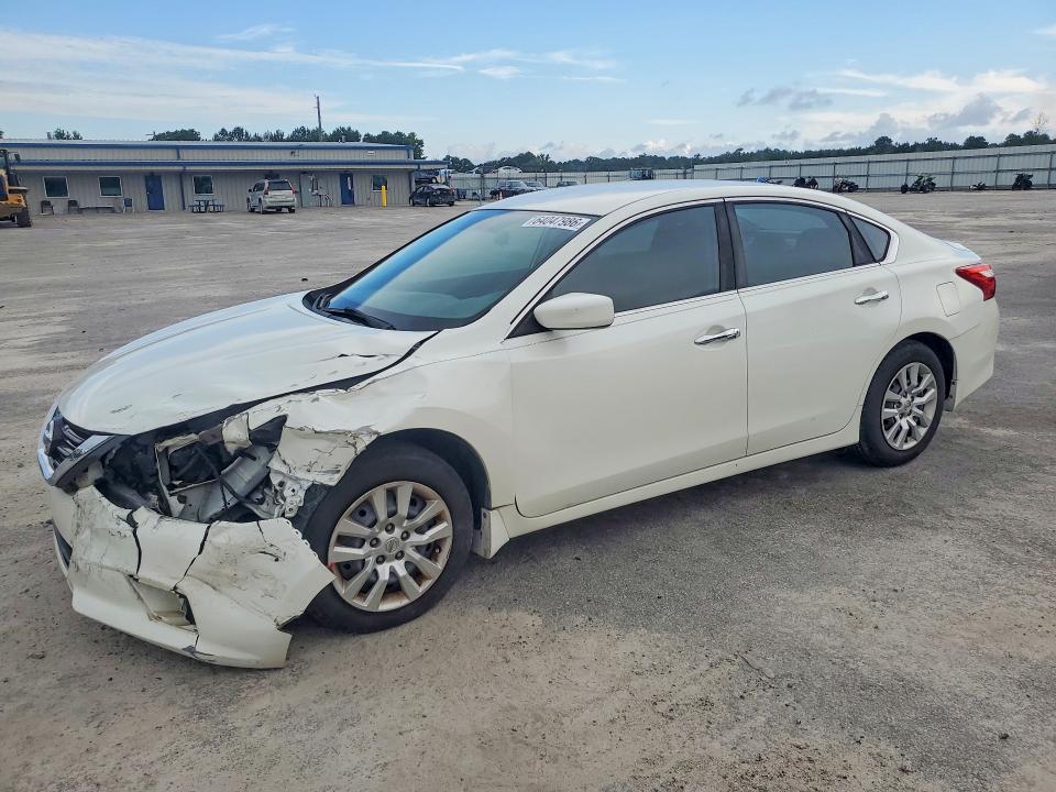 NISSAN ALTIMA 2016 with VIN 1N4AL3AP6GC213607 - Photo from auction