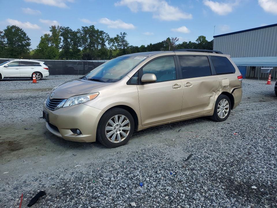 TOYOTA SIENNA 2011 with VIN 5TDDK3DC5BS011867 - Photo from auction