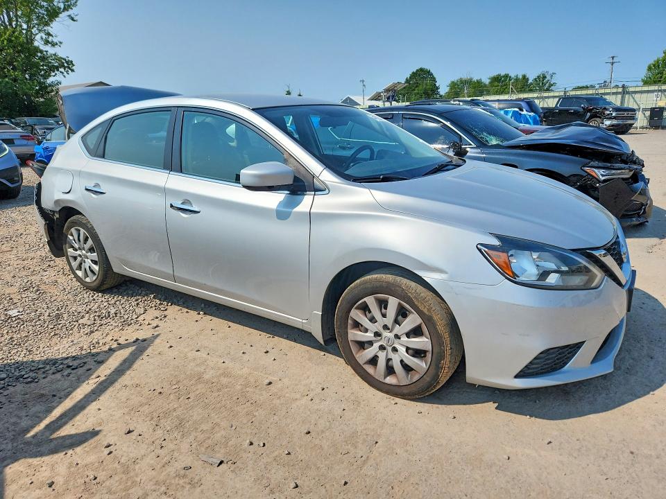 Photo 4 from auction – 2016 NISSAN SENTRA with VIN 3N1AB7AP0GY227548