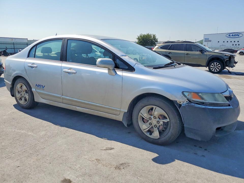 Photo 4 from auction – 2010 HONDA CIVIC with VIN 19XFA4F52AE000348
