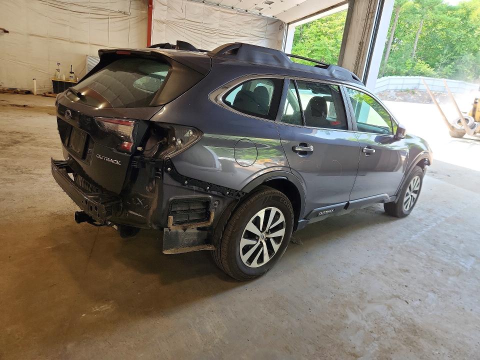 Photo 3 from auction – 2021 SUBARU OUTBACK with VIN 4S4BTAAC4M3167203
