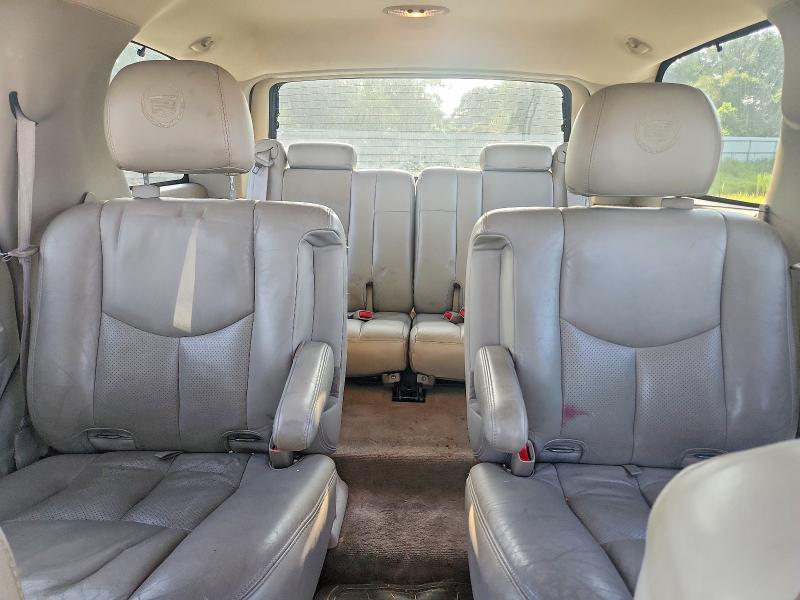Photo 10 from auction – 2005 CADILLAC ESCALADE with VIN 1GYEC63T05R122330