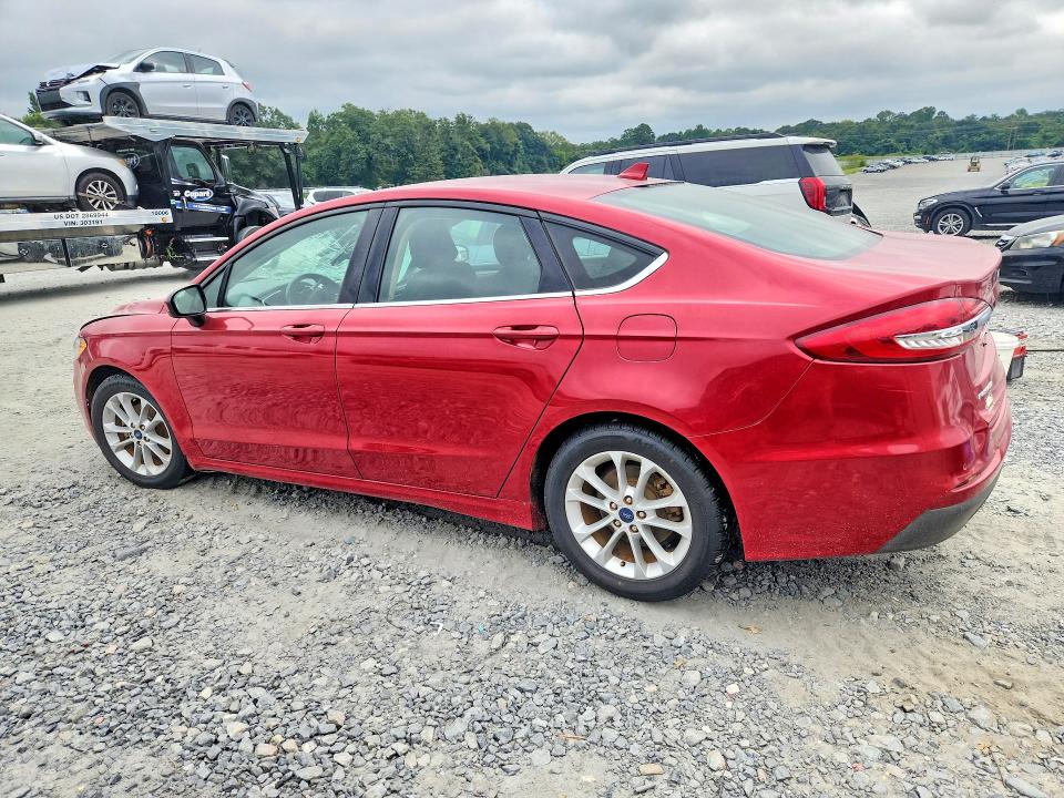 Photo 2 from auction – 2020 FORD FUSION with VIN 3FA6P0HD5LR184200