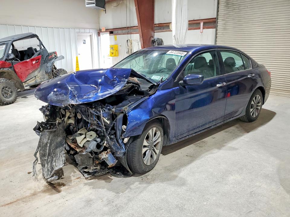 HONDA ACCORD 2015 with VIN 1HGCR2F30FA017238 - Photo from auction