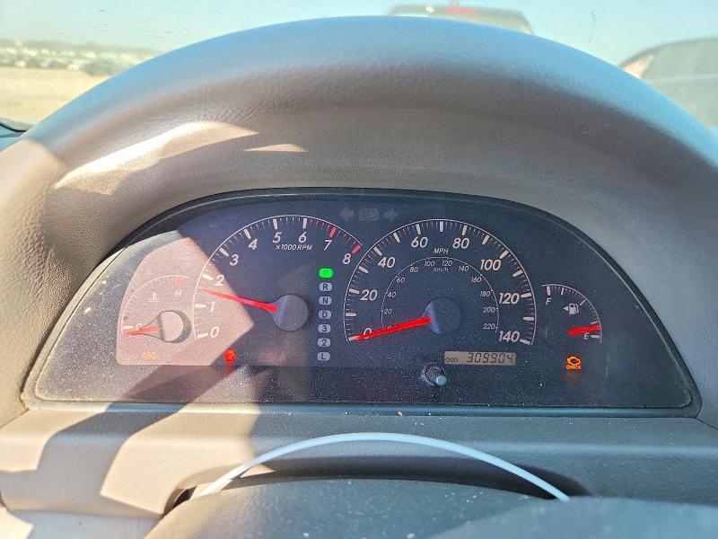 Photo 9 from auction – 2005 TOYOTA CAMRY with VIN 4T1BE32K35U509439
