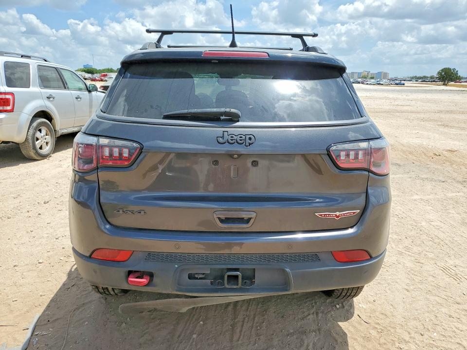 Photo 6 from auction – 2019 JEEP COMPASS with VIN 3C4NJDDB5KT763238
