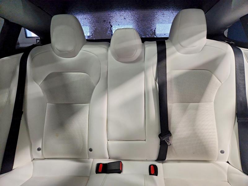 Снимка 10 от търг – 2025 TESLA MODEL 3 с VIN 5YJ3E1EA9SF077556