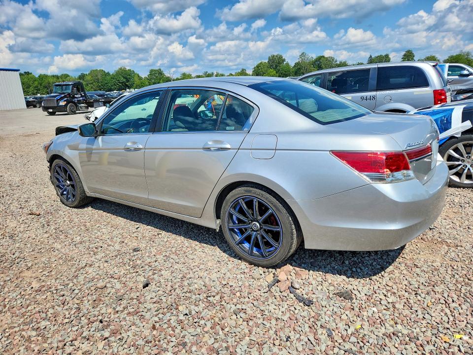 Zdjęcie 2 z aukcji – 2012 HONDA ACCORD z VIN 1HGCP2F35CA242854