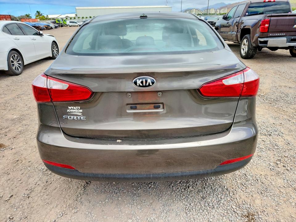 Photo 6 from auction – 2015 KIA FORTE with VIN KNAFX4A65F5339622