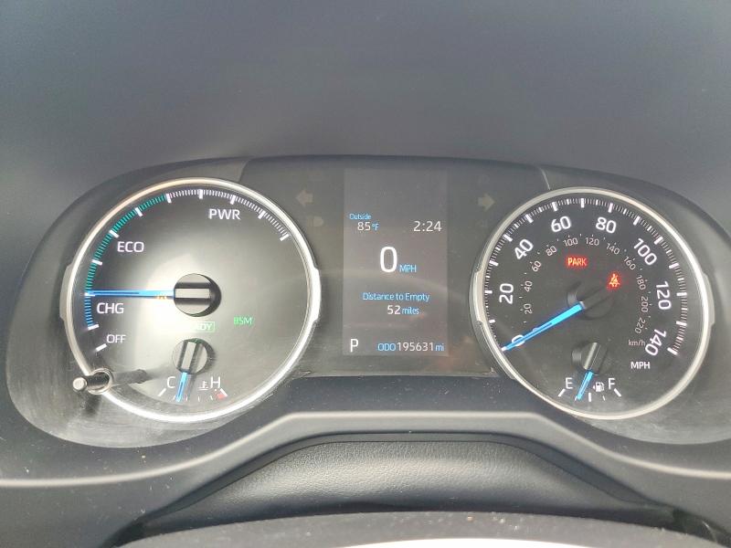 Photo 9 from auction – 2021 TOYOTA RAV4 with VIN 4T3MWRFV3MU038699