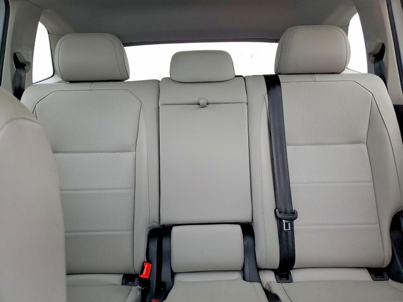Photo 10 from auction – 2019 VOLKSWAGEN TIGUAN with VIN 3VV2B7AX4KM184772