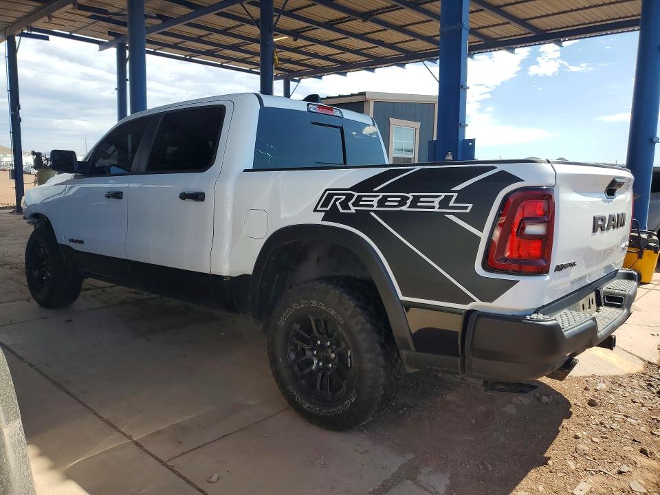 Foto 2 de la subasta – 2025 RAM 1500 con VIN 1C6SRFLP3SN540627