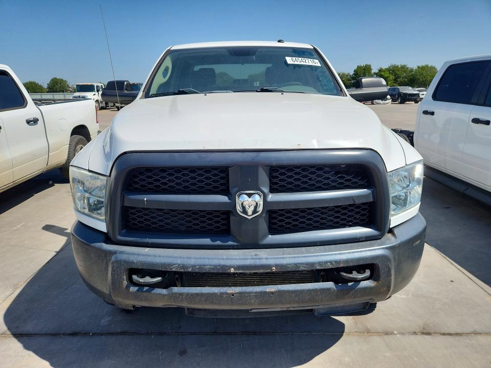 Photo 5 from auction – 2018 RAM 2500 with VIN 3C6UR5HLXJG364742