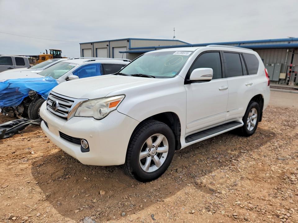LEXUS GX 2013 مع رقم تعريف المركبة JTJBM7FX6D5062423 - صورة من المزاد
