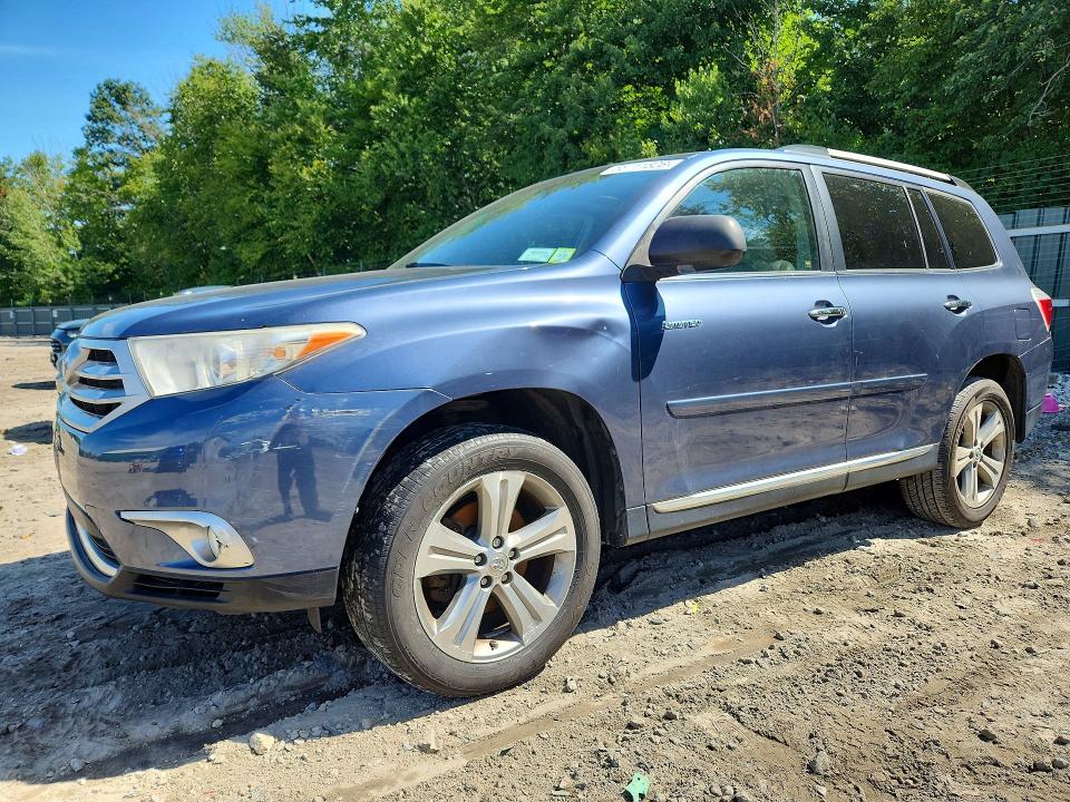 2011 TOYOTA HIGHLANDER - Търг №66711626