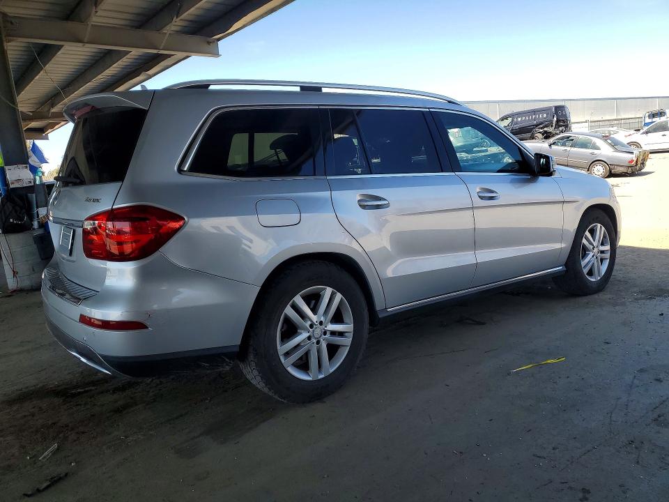 Photo 3 from auction – 2014 MERCEDES-BENZ GL with VIN 4JGDF7CE6EA315706