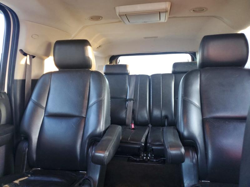 Photo 10 from auction – 2013 CHEVROLET SUBURBAN with VIN 1GNSKKE74DR374141