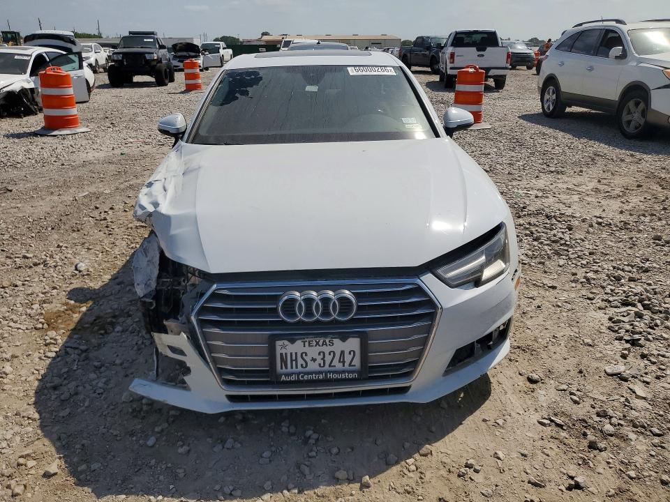 Photo 5 from auction – 2017 AUDI A4 with VIN WAUGMAF44HN043884