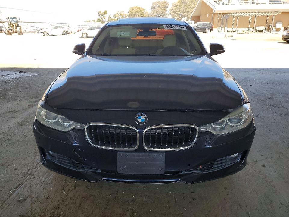 Photo 5 from auction – 2012 BMW 328 with VIN WBA3A5C50CFJ88922