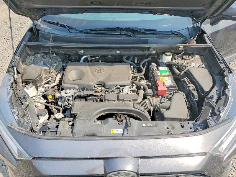 Photo 12 from auction – 2020 TOYOTA RAV4 with VIN 2T3W1RFV4LW072575
