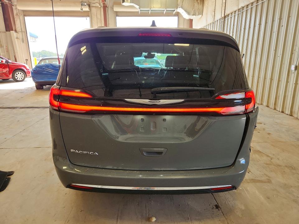 Photo 6 from auction – 2022 CHRYSLER PACIFICA with VIN 2C4RC1BG6NR168656