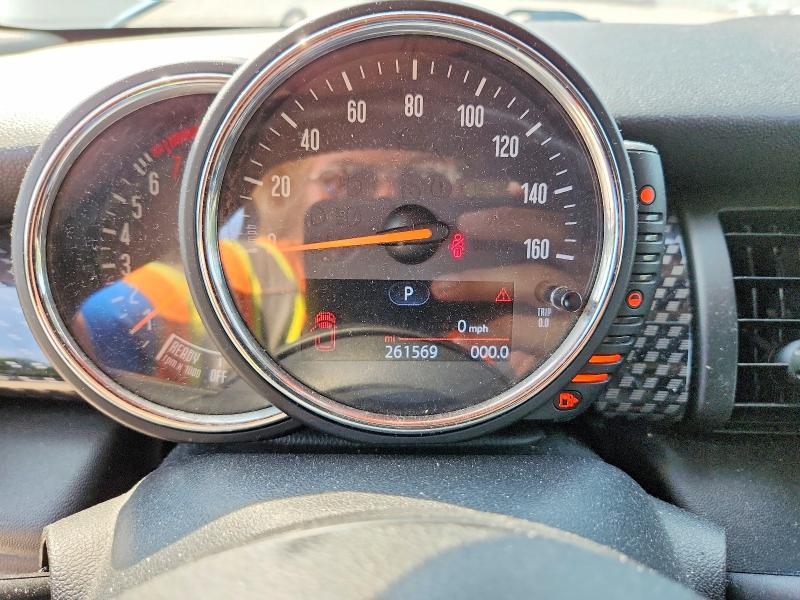 Photo 9 from auction – 2014 MINI COOPER with VIN WMWXM7C54ET987711