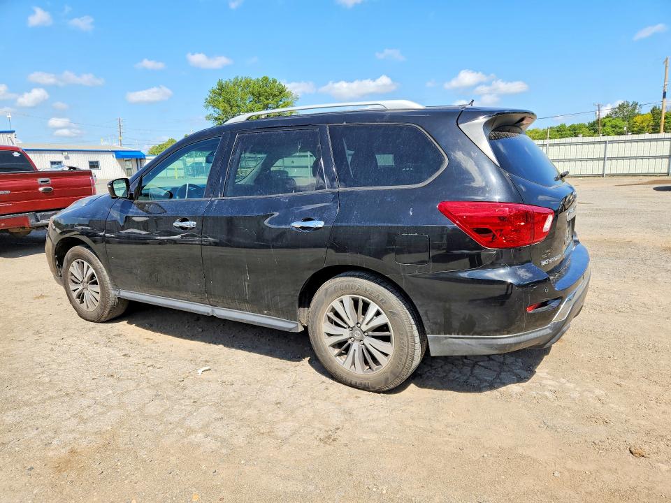 Photo 2 from auction – 2017 NISSAN PATHFINDER with VIN 5N1DR2MN6HC653785