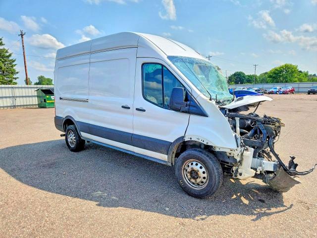Photo 4 from auction – 2022 FORD TRANSIT with VIN 1FTBR2X84NKA64737