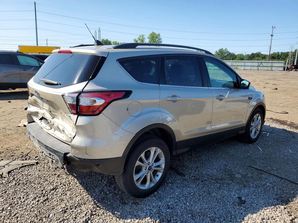 Photo 3 from auction – 2018 FORD ESCAPE with VIN 1FMCU9HD9JUB71221