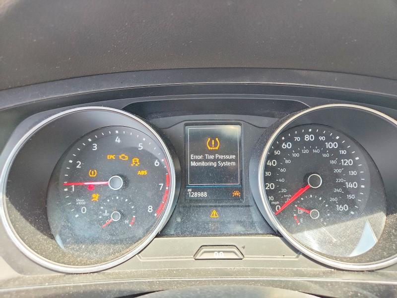 Photo 9 from auction – 2018 VOLKSWAGEN TIGUAN with VIN 3VV2B7AX4JM087652