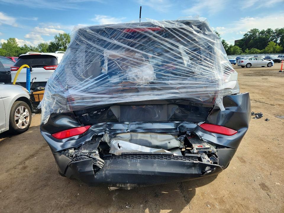 Photo 6 from auction – 2016 HYUNDAI TUCSON with VIN KM8J33A41GU216047