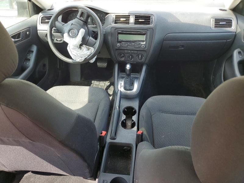 Photo 8 from auction – 2011 VOLKSWAGEN JETTA with VIN 3VW2K7AJ7BM017698
