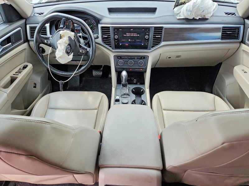 Photo 8 from auction – 2018 VOLKSWAGEN ATLAS with VIN 1V2LR2CA4JC534331