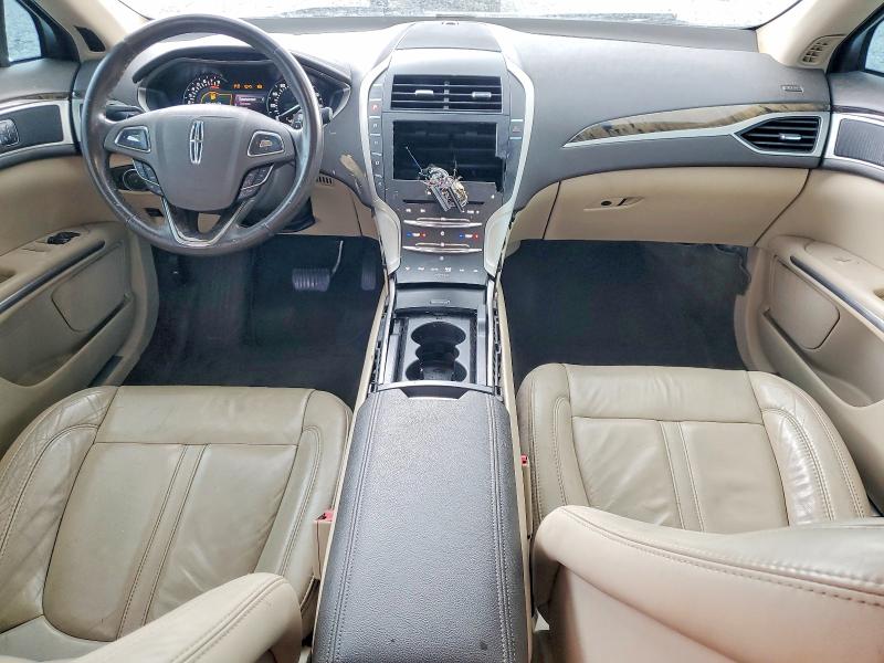 Photo 8 from auction – 2016 LINCOLN MKZ with VIN 3LN6L2G94GR610622