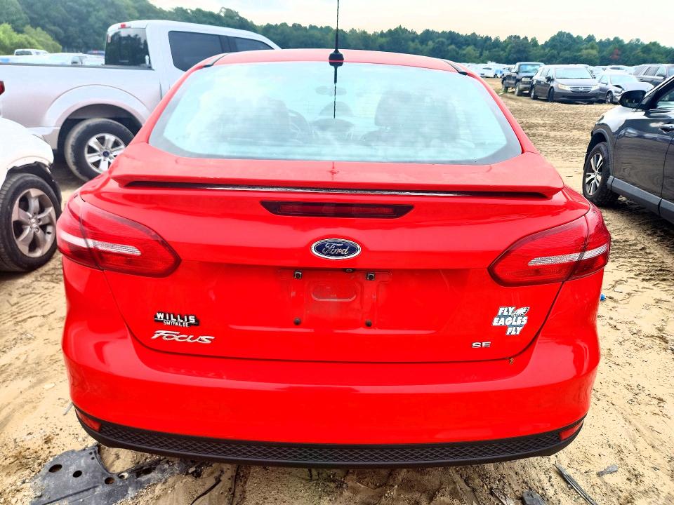 Photo 6 from auction – 2015 FORD FOCUS with VIN 1FADP3F21FL365310