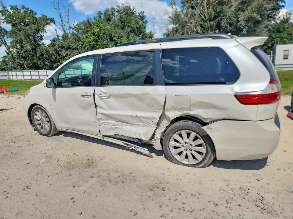 Photo 2 from auction – 2015 TOYOTA SIENNA with VIN 5TDYK3DC8FS622273