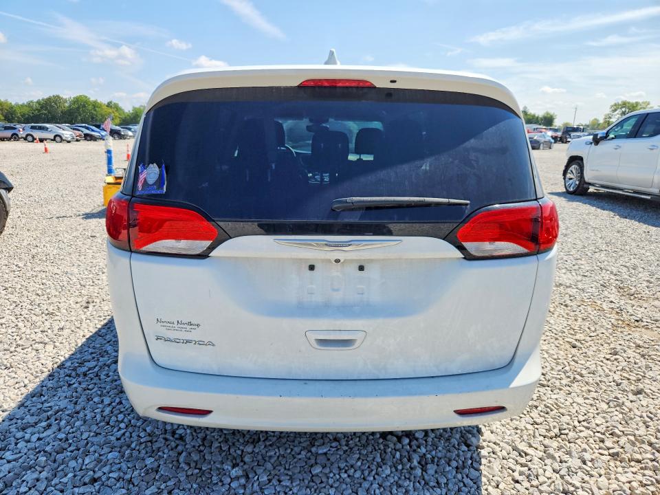 Photo 6 from auction – 2017 CHRYSLER PACIFICA with VIN 2C4RC1DG7HR845103