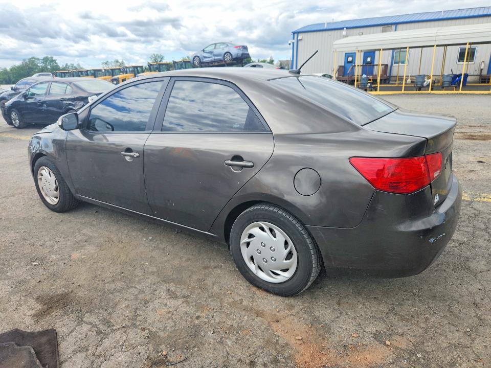 Photo 2 from auction – 2010 KIA FORTE with VIN KNAFU4A20A5307160