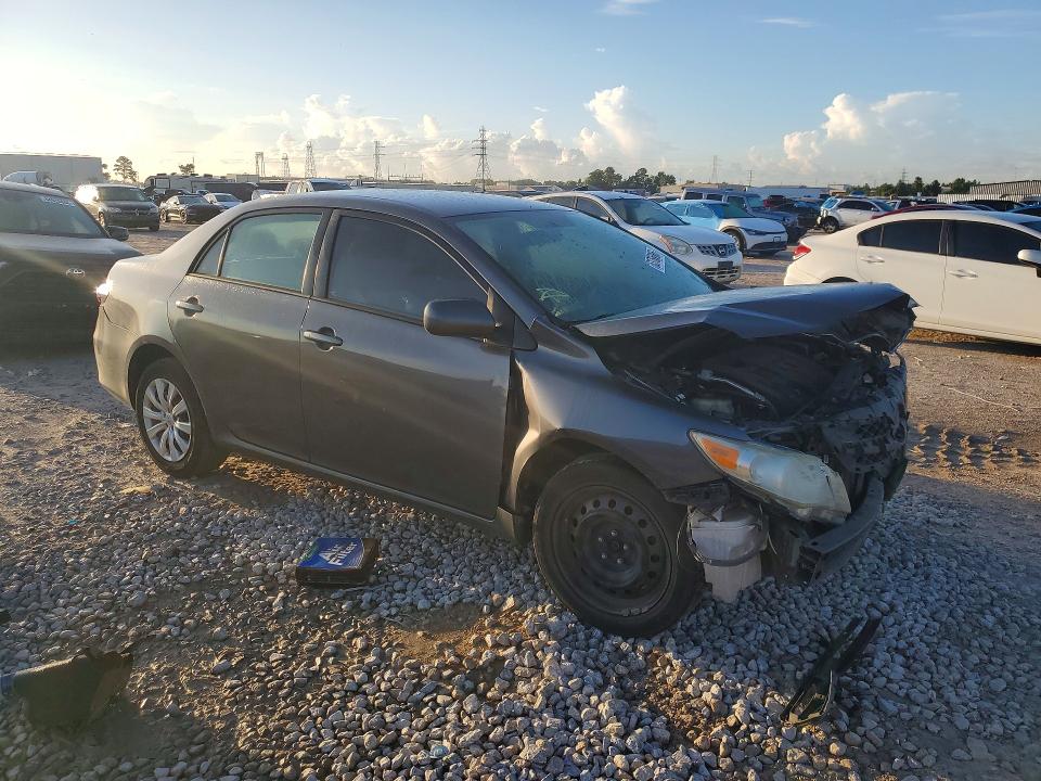 Photo 4 from auction – 2012 TOYOTA COROLLA with VIN 5YFBU4EE4CP043131
