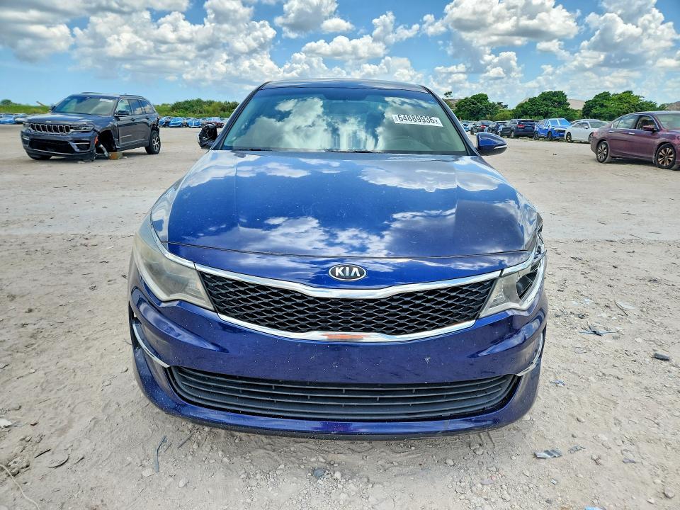 Photo 5 from auction – 2018 KIA OPTIMA with VIN 5XXGT4L34JG191182