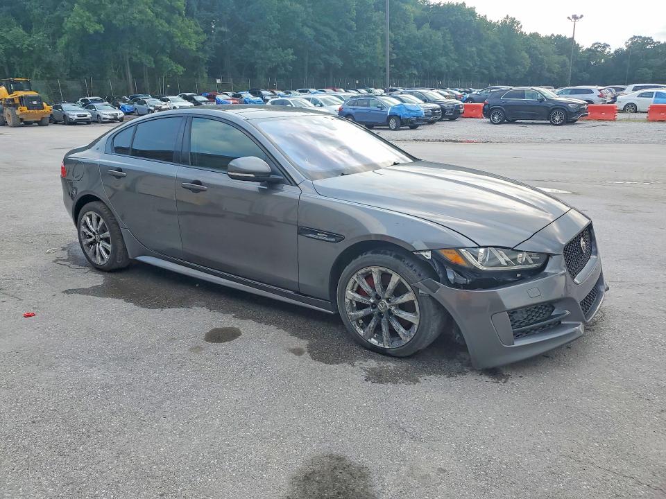 Photo 4 from auction – 2017 JAGUAR XE with VIN SAJAL4BN4HA971585
