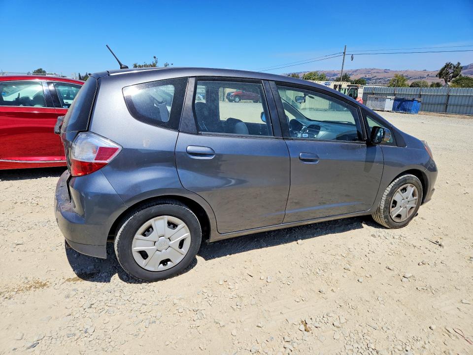 Photo 3 from auction – 2013 HONDA FIT with VIN JHMGE8H35DC032667
