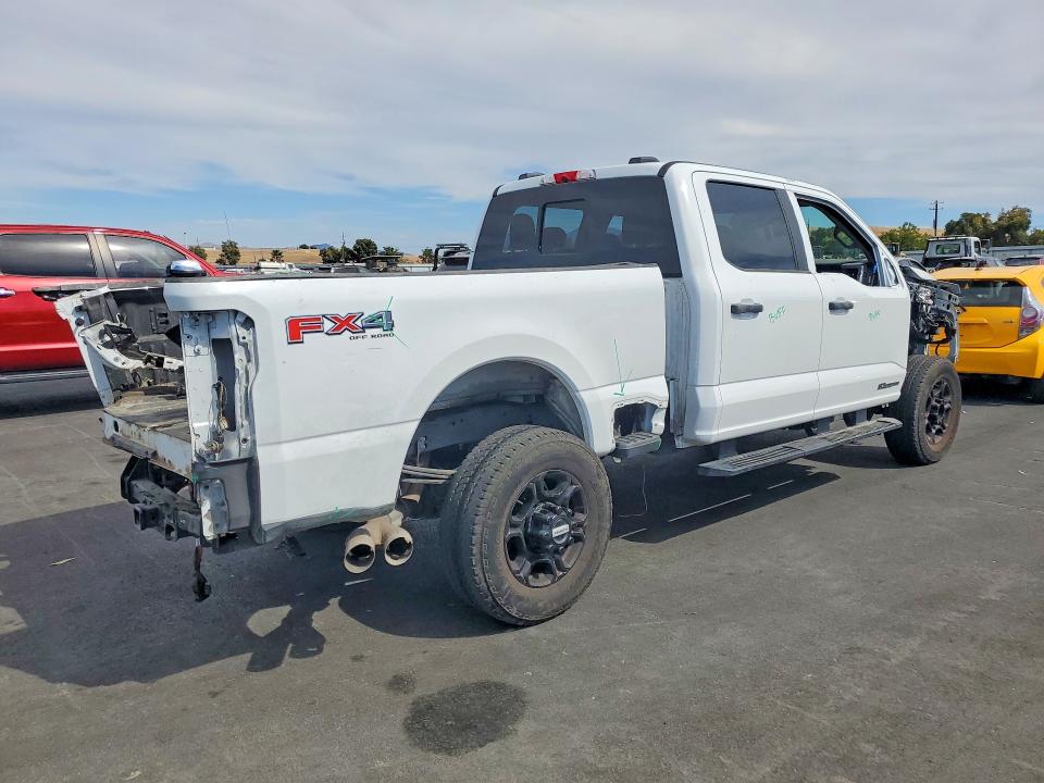Photo 3 from auction – 2025 FORD F250 with VIN 1FT8W2BT6SEC91369