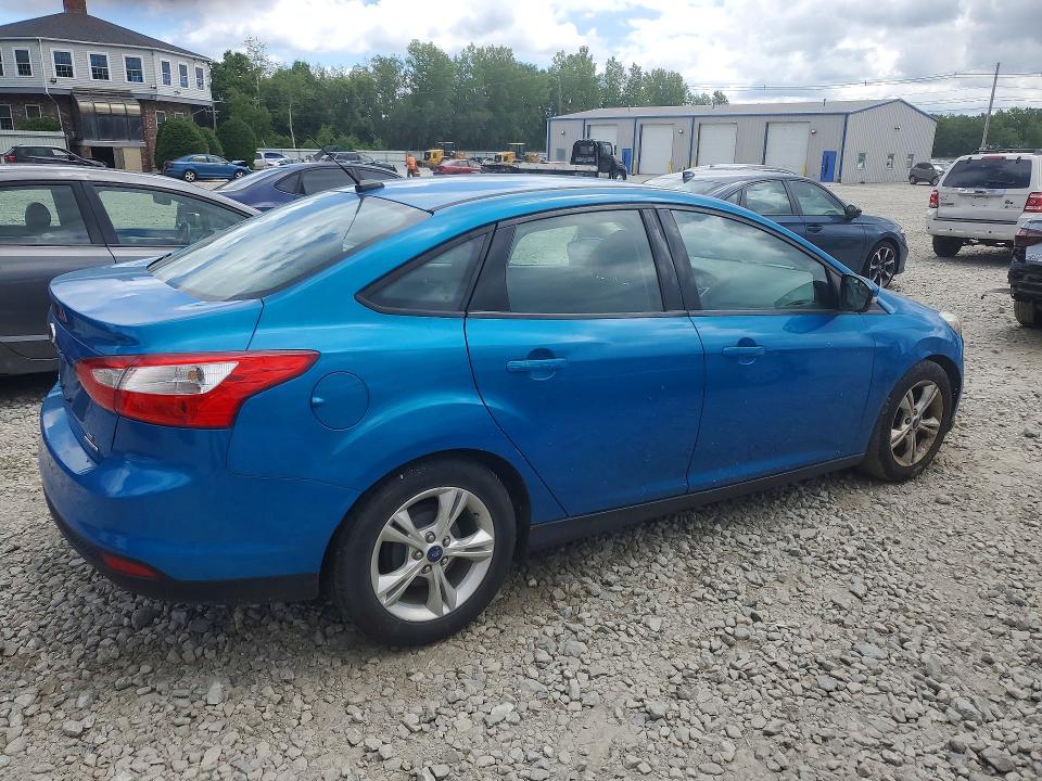 Снимка 3 от търг – 2014 FORD FOCUS с VIN 1FADP3F21EL188241