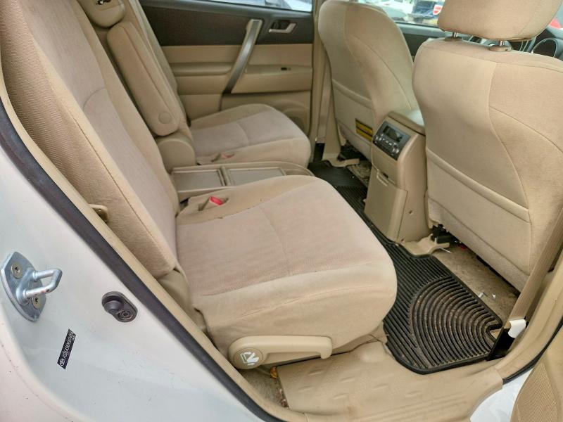 Photo 10 from auction – 2009 TOYOTA HIGHLANDER with VIN JTEDS43A092074006