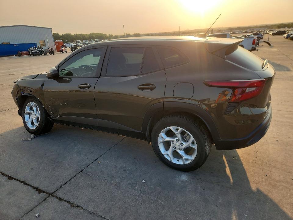 Photo 2 from auction – 2024 CHEVROLET TRAX with VIN KL77LFE21RC071896