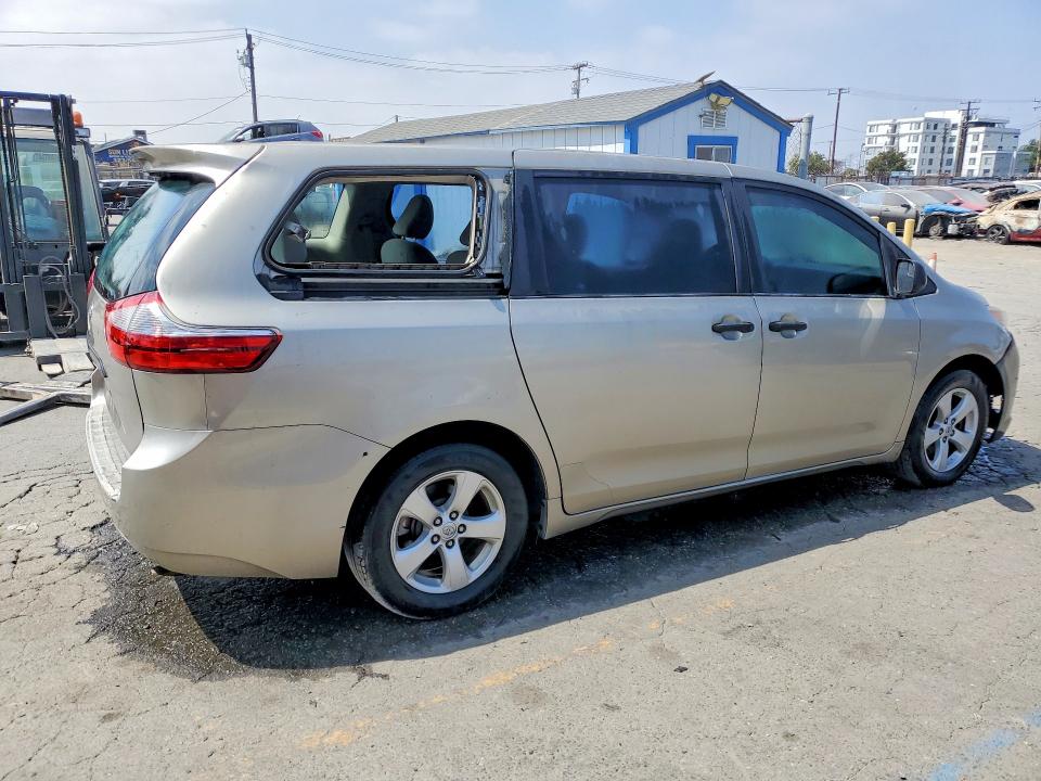 Photo 3 from auction – 2015 TOYOTA SIENNA with VIN 5TDZK3DC2FS564441