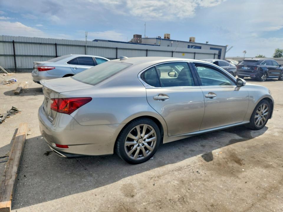 Photo 3 from auction – 2015 LEXUS GS with VIN JTHBE1BL8FA009831