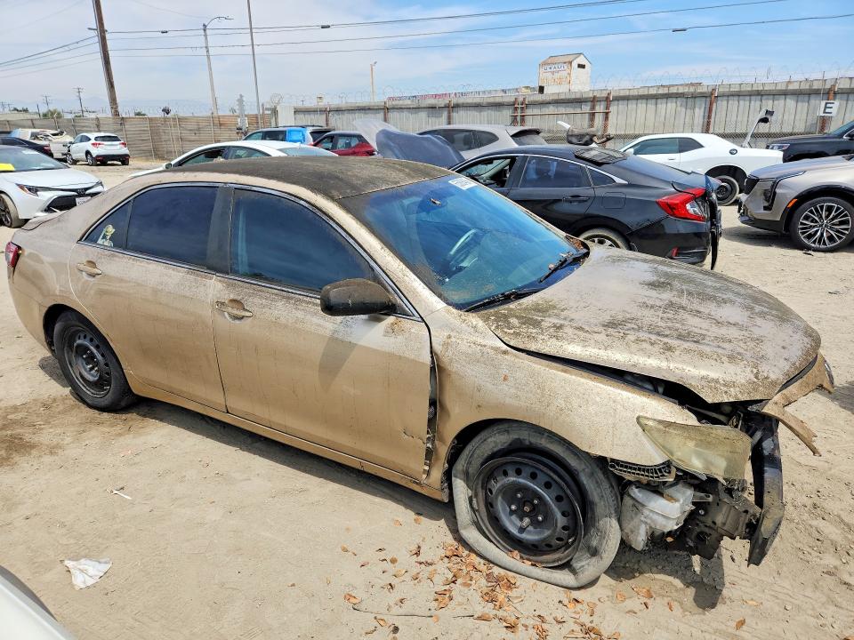 Photo 4 from auction – 2011 TOYOTA CAMRY with VIN 4T1BF3EK8BU131882