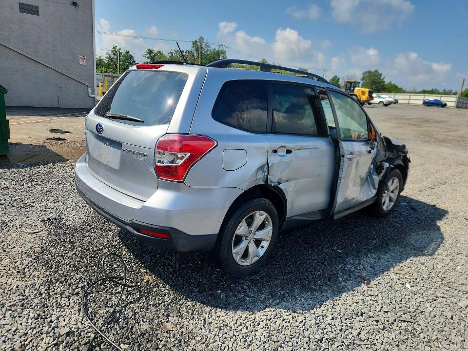 Photo 3 from auction – 2014 SUBARU FORESTER with VIN JF2SJAECXEH526919